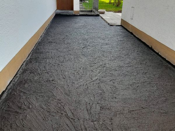 Betondecke mit Bitumen Schutz