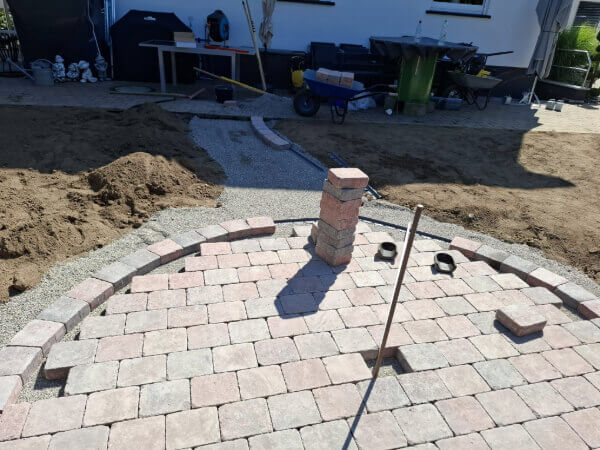 Terrasse aus Tegula Pflaster in Eschenbach erstellen